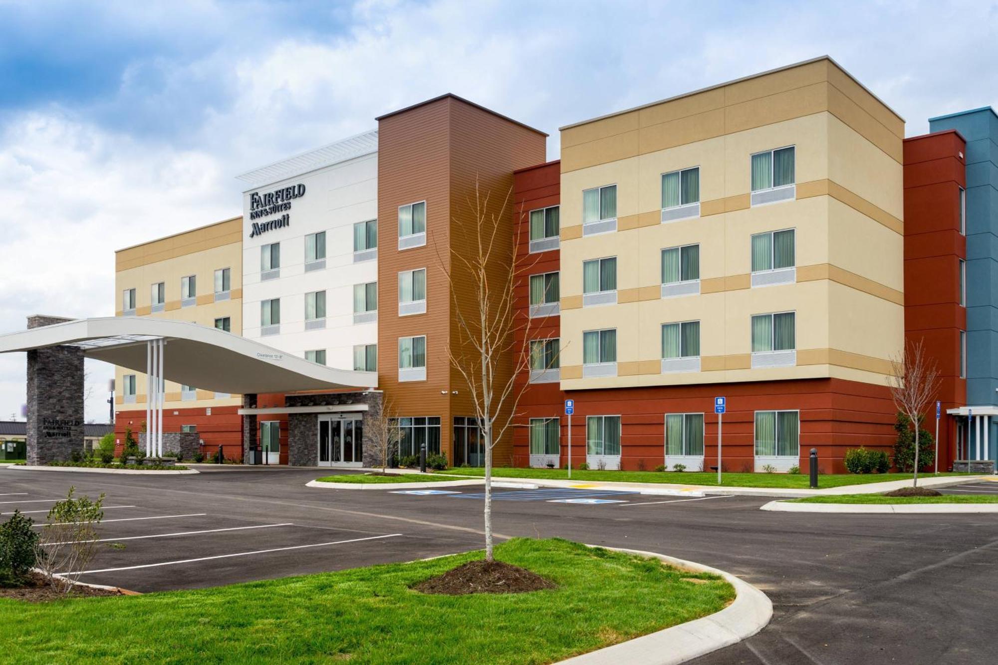 Fairfield Inn & Suites By Marriott Dickson Extérieur photo